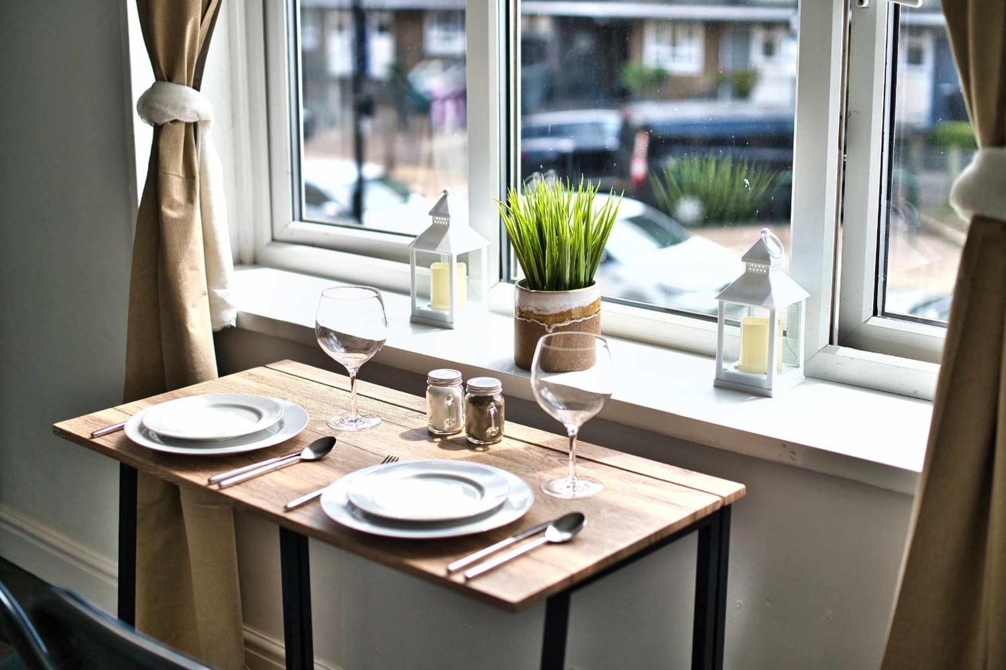 E14 Poplar - Cosy 1 Bed For 3 Apartment
